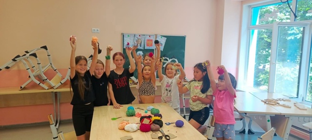 Долгожданные каникулы можно провести с пользой для здоровья и развития детей..