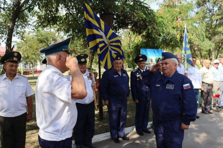 12 августа в Парке Победы состоялось торжественное мероприятие, посвящённое Дню Военно-воздушных сил.. 12 августа в Парке Победы состоялось торжественное мероприятие, посвящённое Дню Военно-воздушных сил..