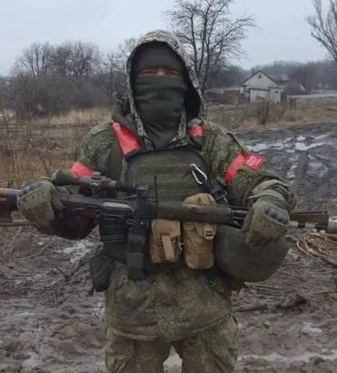 Участника СВО из Калининского района наградили медалью Суворова. Участника СВО из Калининского района наградили медалью Суворова.