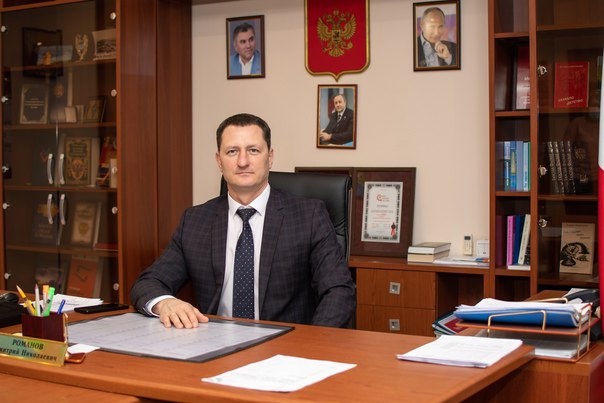 Сегодня отмечает свой день рождения глава Марксовского района Романов Д.Н.. Сегодня отмечает свой день рождения глава Марксовского района Романов Д.Н..