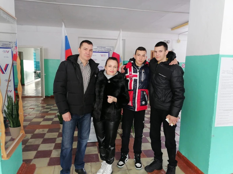 Вот и закончилось трёхдневное голосование на выборах Президента Российской Федерации.. Вот и закончилось трёхдневное голосование на выборах Президента Российской Федерации..