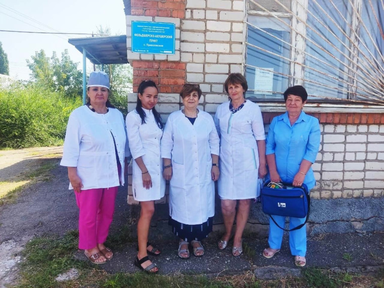 Мобильная медицинская бригада из Марксовской районной больницы посетила ФАП села Приволжское.. Мобильная медицинская бригада из Марксовской районной больницы посетила ФАП села Приволжское..